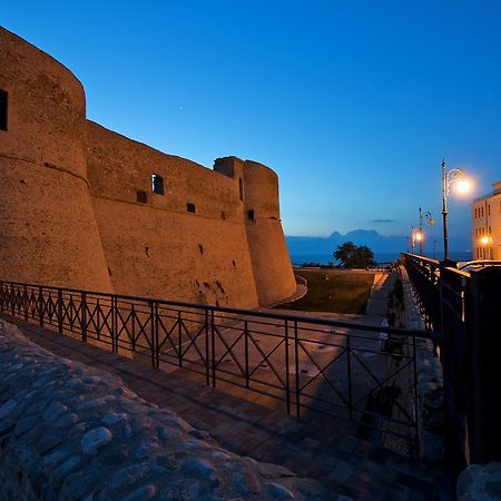 Hotel Ideale Ortona Bagian luar foto