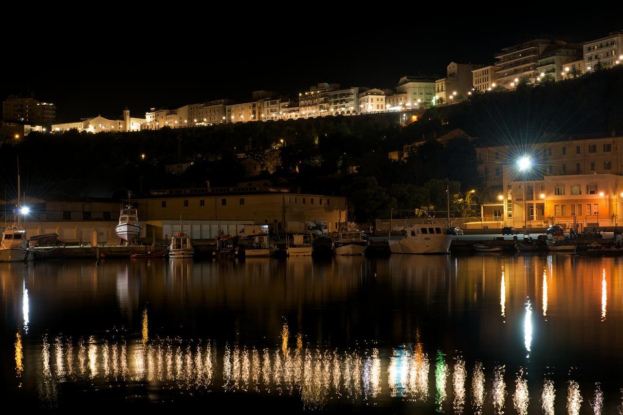 Hotel Ideale Ortona Bagian luar foto