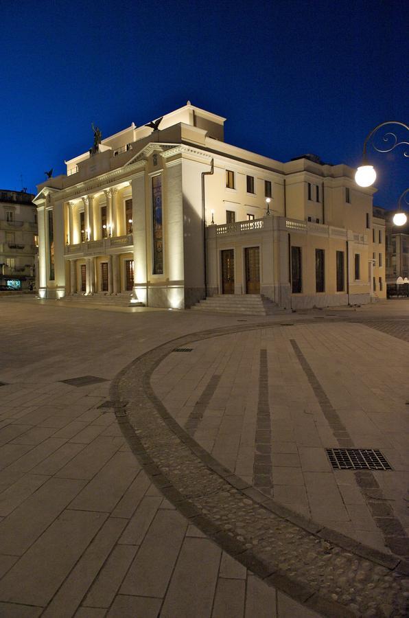 Hotel Ideale Ortona Bagian luar foto