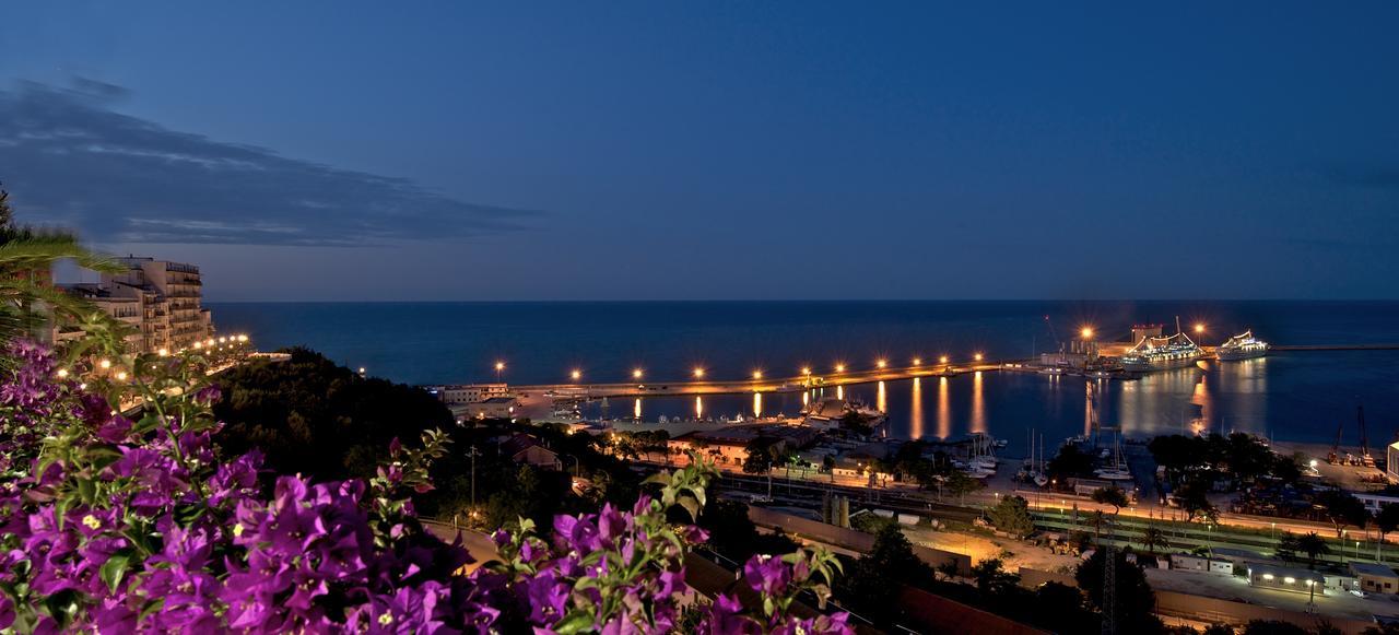 Hotel Ideale Ortona Bagian luar foto